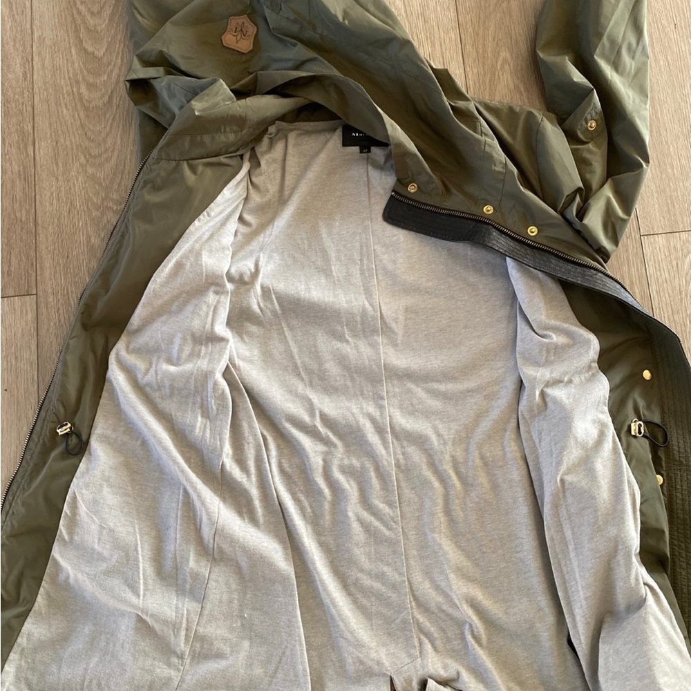 Mackage Women’s Hailie waterproof jacket size small - Picture 11 of 12